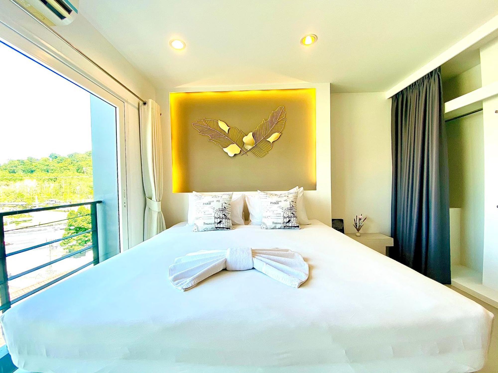 The Palms Residence - Sha Extra Plus Phuket Room photo